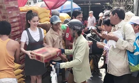 Ngọc Trinh ủng hộ... sao không kêu gọi vì miền Trung như Thủy Tiên?